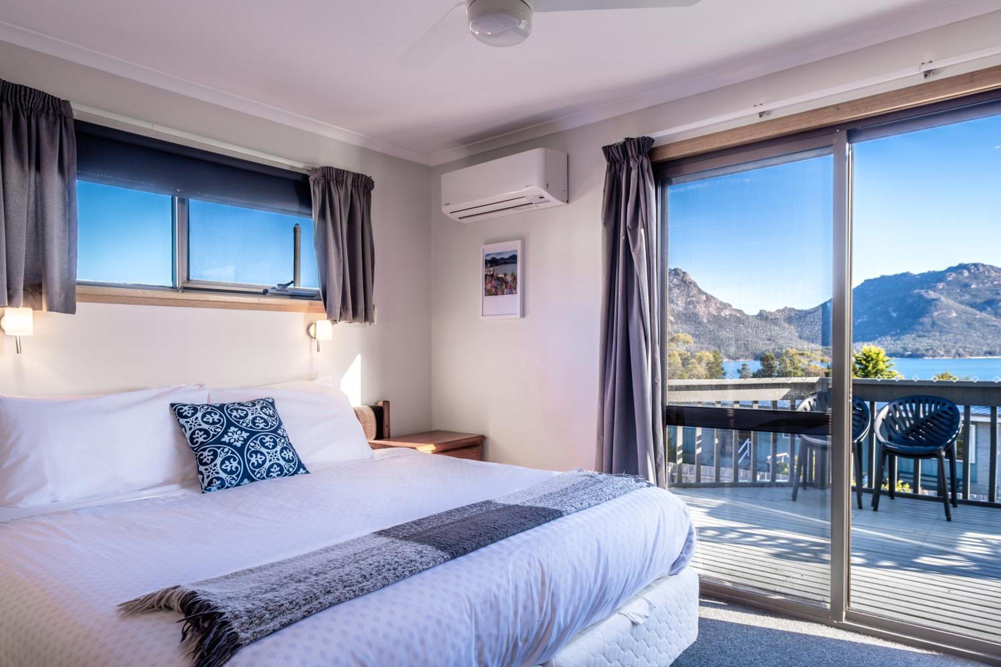 The Lookout ~ Large Family House With Views Βίλα Coles Bay Εξωτερικό φωτογραφία